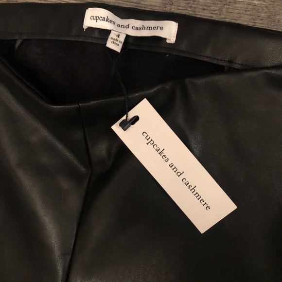 NWT Cupcakes & Cashmere Cedric Faux Leather Pants - Picture 6 of 7